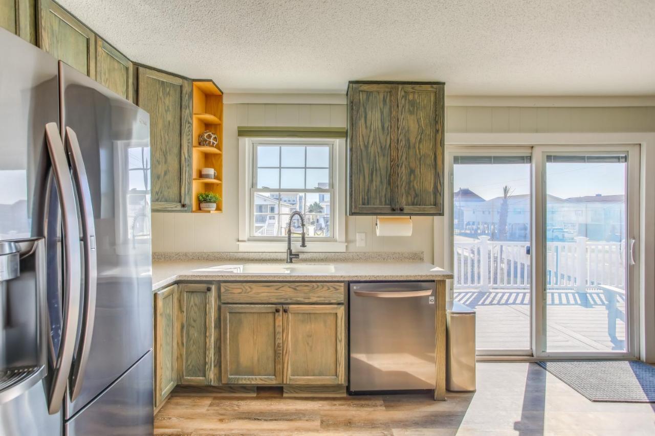 Waterfront North Myrtle Beach Home With Pool And Deck ภายนอก รูปภาพ